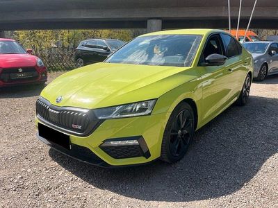 Second-hand Skoda Octavia RS 200 CP (147 kW) 2024 Verde Berlinǎ