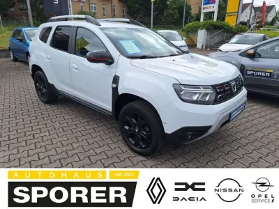 Gebraucht Dacia Duster Extreme 101 PS (74 kW) 2022 Arktisweiß SUV