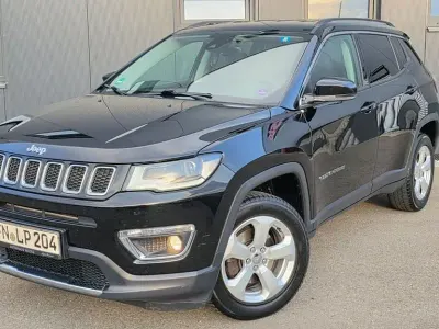 Käytetty Jeep Compass Limited 170 HP (125 kW) 2017 Musta Katumaasturi