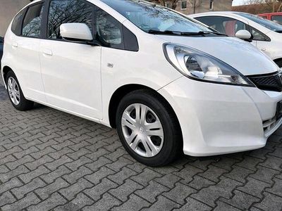 Gebraucht Honda Jazz 90 PS (66 kW) 2014 Weiß Kleinwagen