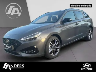 Gebraucht Hyundai i30 Advantage 140 PS (102 kW) 2026 Ecotronic grey Kombi
