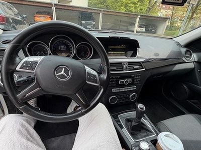 Second-hand Mercedes C200 136 CP (100 kW) 2012 Gri Break