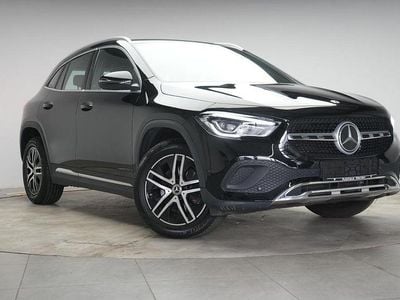 Mercedes GLA220
