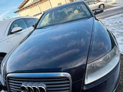 Blau Gebraucht 2006 Audi A6 Kombi | 2.990 €
