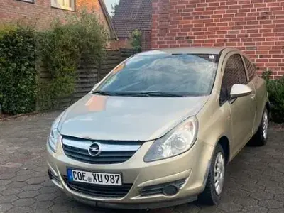 Gebraucht Opel Corsa 80 PS (58 kW) 2008 Gold Kleinwagen
