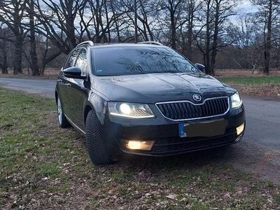 Gebraucht Skoda Octavia Elegance 179 PS (131 kW) 2013 Schwarz Kombi