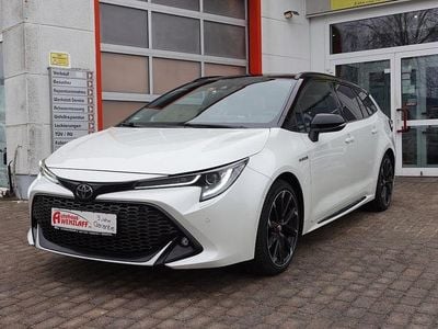 Weiß Gebraucht 2020 Toyota Corolla Sport Limousine | 21.900 € (Teuer)