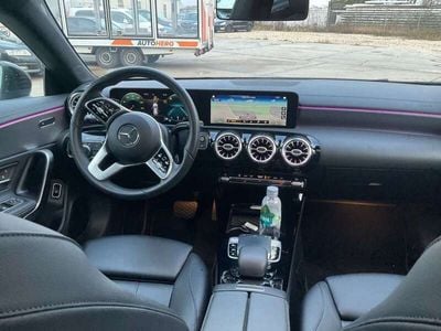 Mercedes CLA180