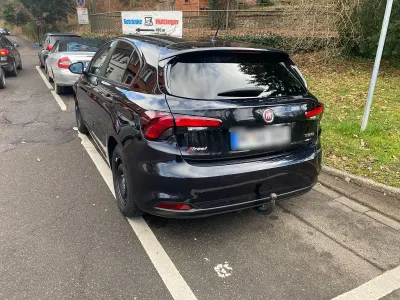Gebraucht Fiat Tipo Street 95 PS (69 kW) 2019 Schwarz Limousine