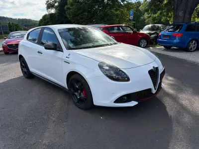 Gebraucht Alfa Romeo Giulietta Sprint 120 PS (88 kW) 2021 Weiß Kleinwagen