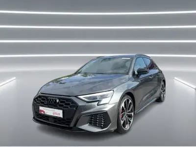 Gebraucht Audi S3 Sport 310 PS (228 kW) 2023 Daytonagrau perleffekt Limousine