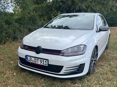 Gebraucht VW Golf VII GTI 230 PS (169 kW) 2014 Weiß Limousine