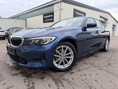 Gebraucht BMW 320 Sport Line 190 PS (139 kW) 2021 Blau Limousine