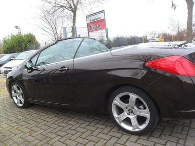 Gebraucht Peugeot 308 CC Allure 156 PS (114 kW) 2012 Braun Cabrio