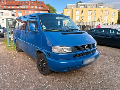 Gebraucht VW Caravelle 116 PS (85 kW) 2005 Blau Van