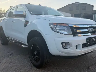 Gebraucht Ford Ranger XLT 150 PS (110 kW) 2014 Weiß Pickup