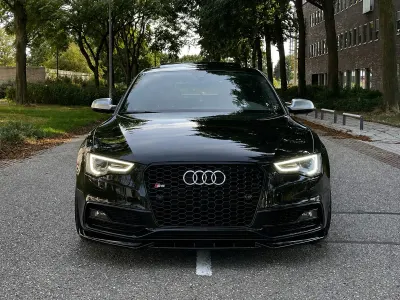 Gebraucht Audi S5 Comfort 333 PS (244 kW) 2012 Schwarz Coupé