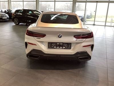 BMW M850