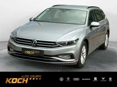 Gebraucht VW Passat Business 150 PS (110 kW) 2023 Silber Kombi