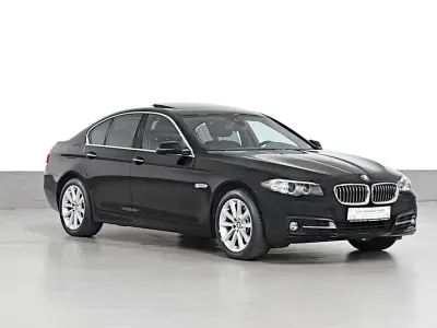 Gebraucht BMW 520 Sport Line 190 PS (139 kW) 2016 Schwarz Limousine