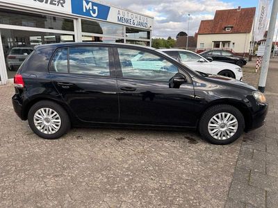 Schwarz Gebraucht 2010 VW Golf VI Trendline Kleinwagen | 6.900 € (Fairer Preis)