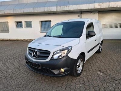 Gebraucht Mercedes Citan 108 95 PS (69 kW) 2017 Weiß Van / Kleinbus