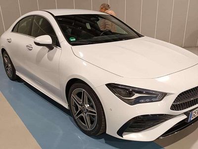 Mercedes CLA200