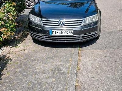 VW Phaeton