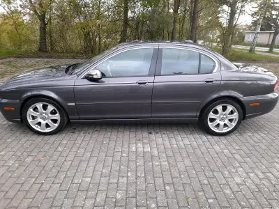 Occasion Jaguar X-type 146 ch (107 kW) 2008 Gris Berline