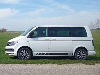 Weiß Gebraucht 2016 VW Multivan Edition Van | 34.500 € (Teuer)