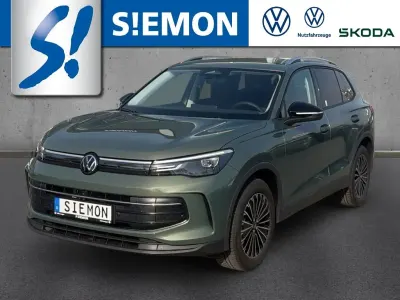 Neu VW Tiguan 150 PS (110 kW) 2026 Grün SUV