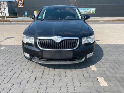 Second-hand Skoda Superb 125 CP (91 kW) 2009 Negru Berlinǎ