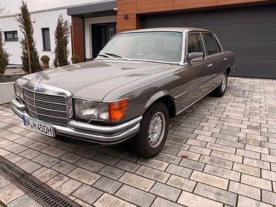 Grau Gebraucht 1977 Mercedes 450 Limousine | 27.500 €