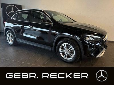 Gebraucht Mercedes GLA200 Advanced 163 PS (119 kW) 2024 Unilack nachtschwarz SUV