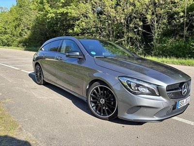 Second-hand Mercedes CLA200 136 CP (100 kW) 2018 Gri Break