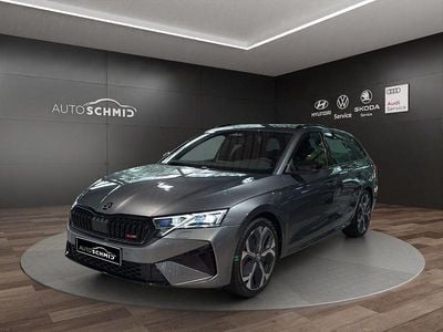 Moonweiss metallic Neu 2025 Skoda Octavia RS Kombi | 40.388 € (Superpreis)