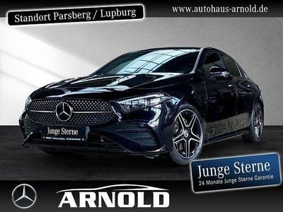 Schwarz (kosmosschwarz) Gebraucht 2023 Mercedes A220 AMG Limousine | 37.680 € (Fairer Preis)