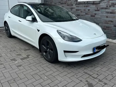 Gebraucht Tesla Model 3 239 kW (325 PS) 2021 Weiß Limousine