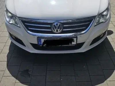 Gebraucht VW Passat 170 PS (125 kW) 2011 Weiß Limousine