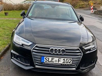 Schwarz Gebraucht 2019 Audi A4 Sport Kombi | 22.500 € (Fairer Preis)