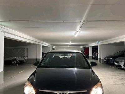 Blau Gebraucht 2010 Hyundai i30 Kleinwagen | 3.850 € (Fairer Preis)