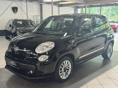 Schwarz Gebraucht 2015 Fiat 500L Lounge Van / Kleinbus | 7.990 € (Guter Preis)