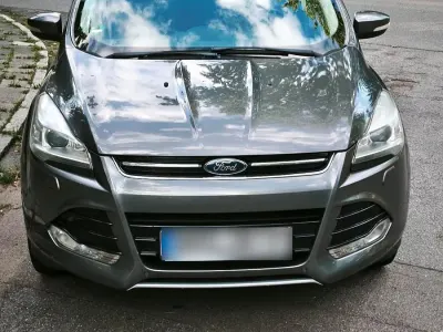 Gebraucht Ford Kuga 163 PS (119 kW) 2013 Grau SUV
