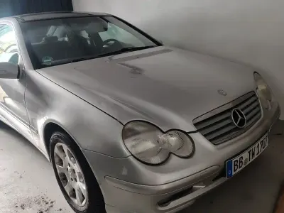 Gebraucht Mercedes CLC200 163 PS (119 kW) 2001 Silber Coupé