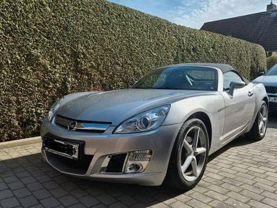 Gebraucht Opel GT 264 PS (194 kW) 2008 Silber Cabrio