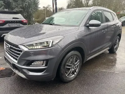 Gebraucht Hyundai Tucson Style 177 PS (130 kW) 2019 Grau SUV