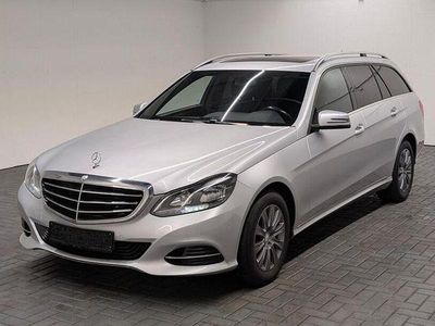 Gebraucht Mercedes E220 170 PS (125 kW) 2015 Iridiumsilbermet. Limousine