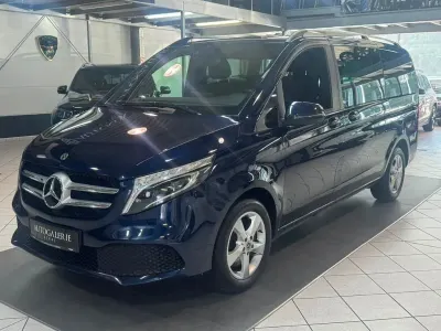 Gebraucht Mercedes V250 Edition 190 PS (139 kW) 2019 Blau Van / Kleinbus