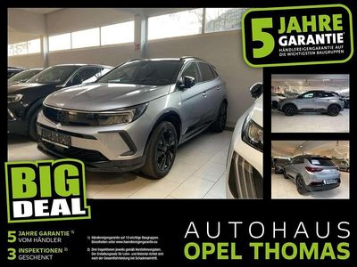 Kontrast grau/quarz silber Gebraucht 2022 Opel Grandland X GS Line SUV | 17.990 € (Fairer Preis)