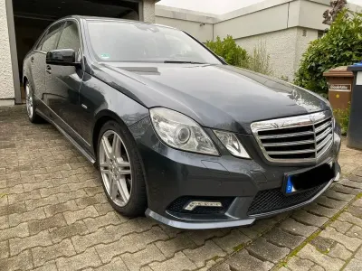 Gebraucht Mercedes E350 AMG 292 PS (214 kW) 2009 Grau Limousine